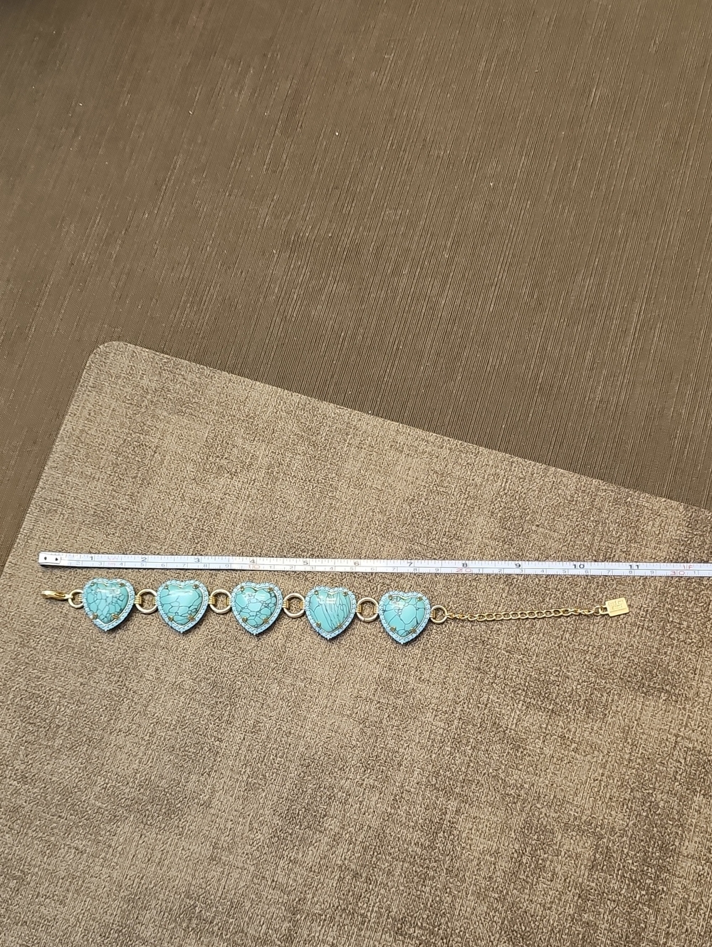 Feed Me Gems Bracelet Texas Turquoise Gold Tone Hearts Link - Picture 5 of 6